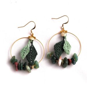 créoles bohème en micro-macramé