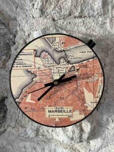 horloge murale style vintage la mauvaise réputation mobilier mobilier vintage