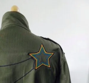Veste militaire vintage customisée